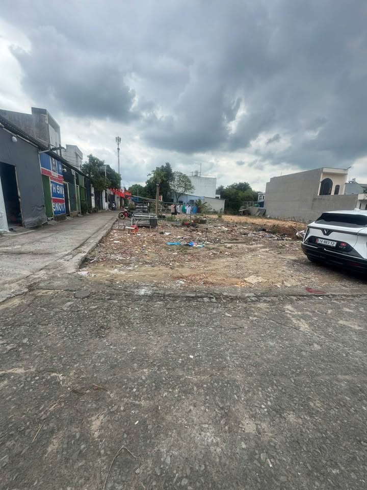 Bán Đất Vàng 90m² Phú Hòa, Thủ Dầu Một - Gần Trường Học, Sổ Đỏ Sẵn