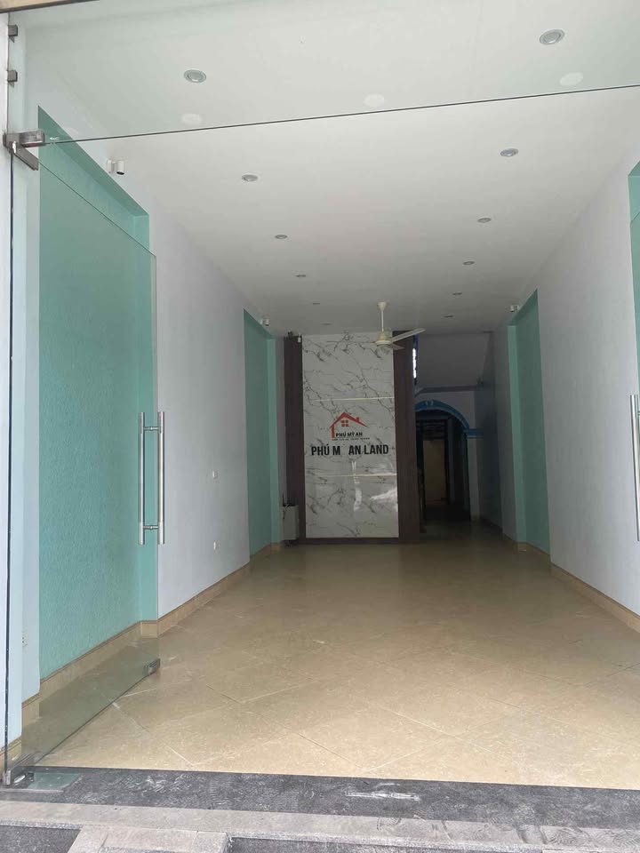 Nhà Nguyên Căn 3 Tầng Mặt Tiền Nguyễn Trãi - Kinh Doanh Đắc Lợi