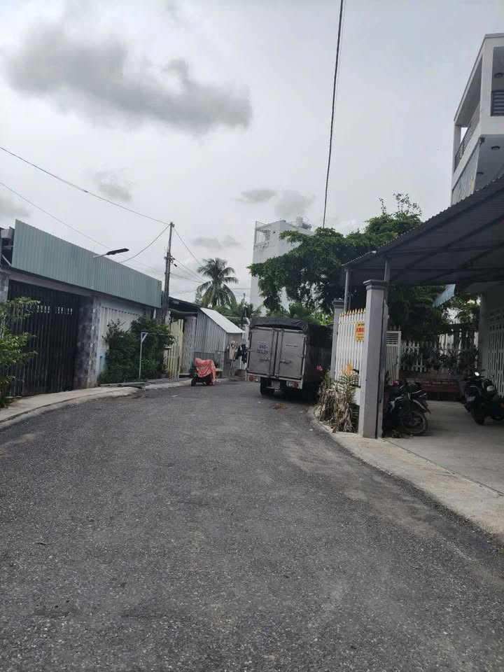 Đất nền Vĩnh Long 176m² giá 2.8 tỷ - Giá tốt hiếm có!