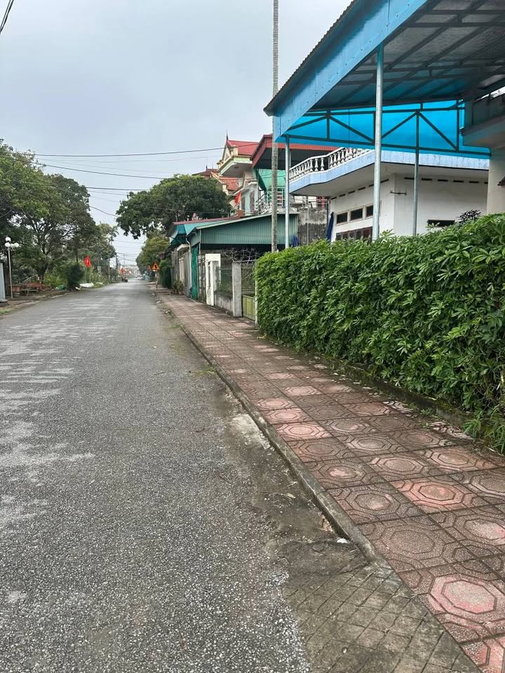 Đất nền Quỳnh Phụ 100m² giá 1 tỷ - Sổ đỏ chính chủ sẵn sàng!