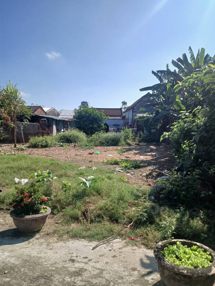 Đất nền Điện Bàn 200m² - Sổ hồng chính chủ, xây dựng tự do!