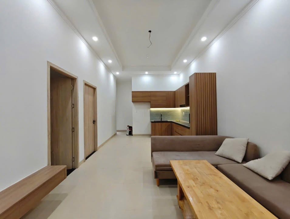 Nhà riêng Buôn Ma Thuột 98m² giá 3.95 tỷ - Ô tô vào tận nhà!