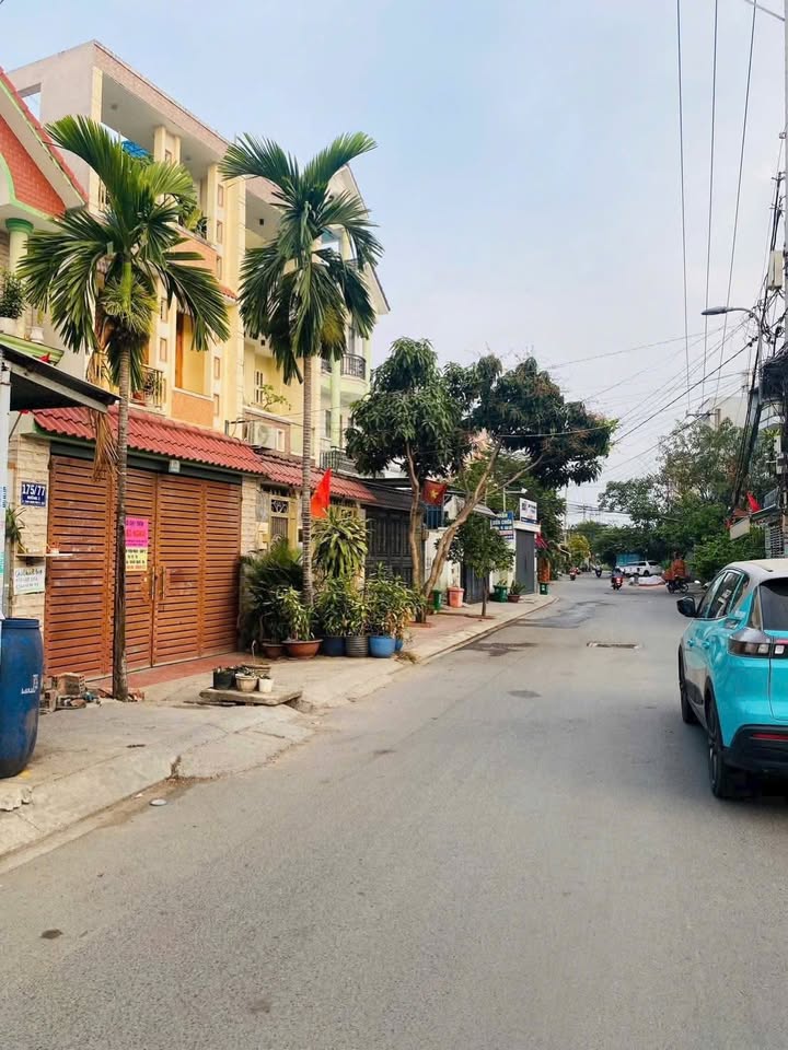 Đất nền Thủ Đức 66m² giá 6.6 tỷ - Sổ hồng chính chủ