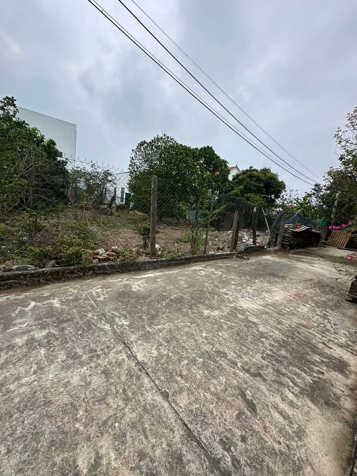 Đất Lộc Ninh 130m² - Giá 6xx Triệu - Sổ Đỏ Sẵn Sàng