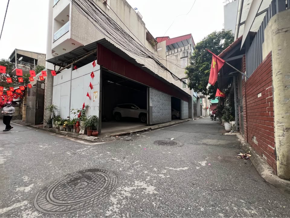 Đất nền Hoàn Kiếm 75m² - Sát Cầu Trần Hưng Đạo, Tiềm Năng Xây Building 7 Tầng