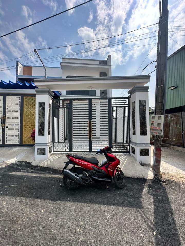 Nhà 107m² Trảng Dài, Biên Hòa - Sổ Riêng, Full Nội Thất, Giá 2.75 Tỷ