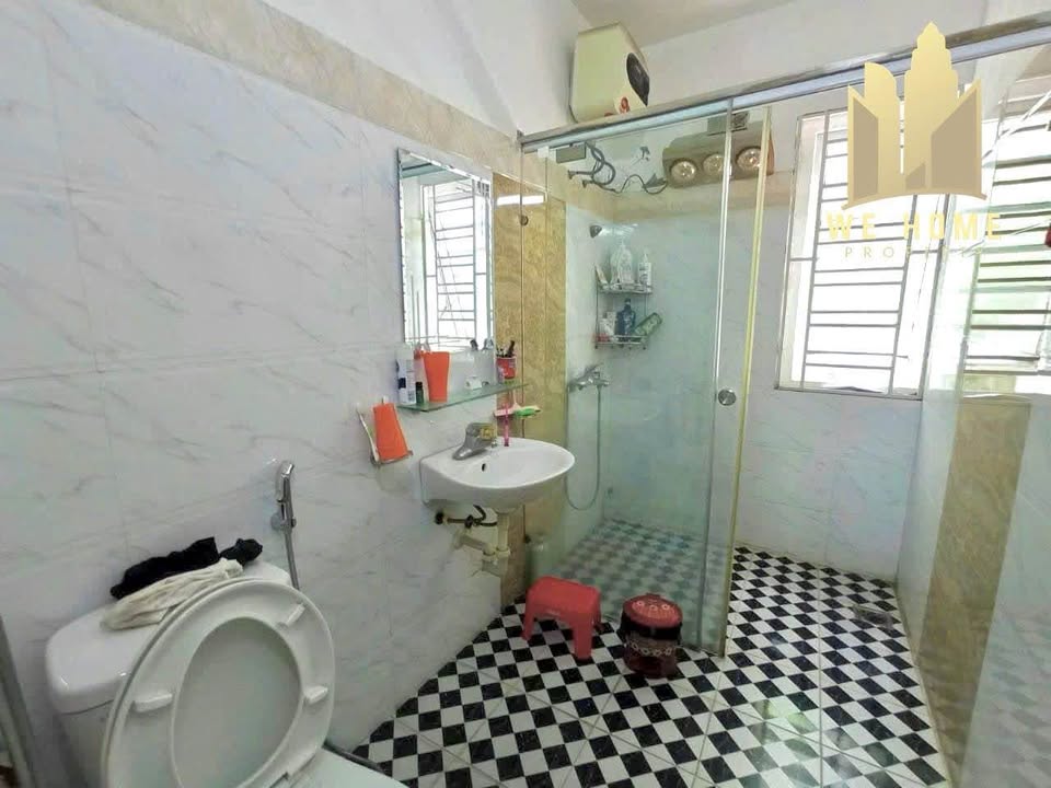 Cho Thuê Nhà Riêng Ngõ Văn Cao - 50m² 3 Tầng, 3PN - 8 Triệu/Tháng