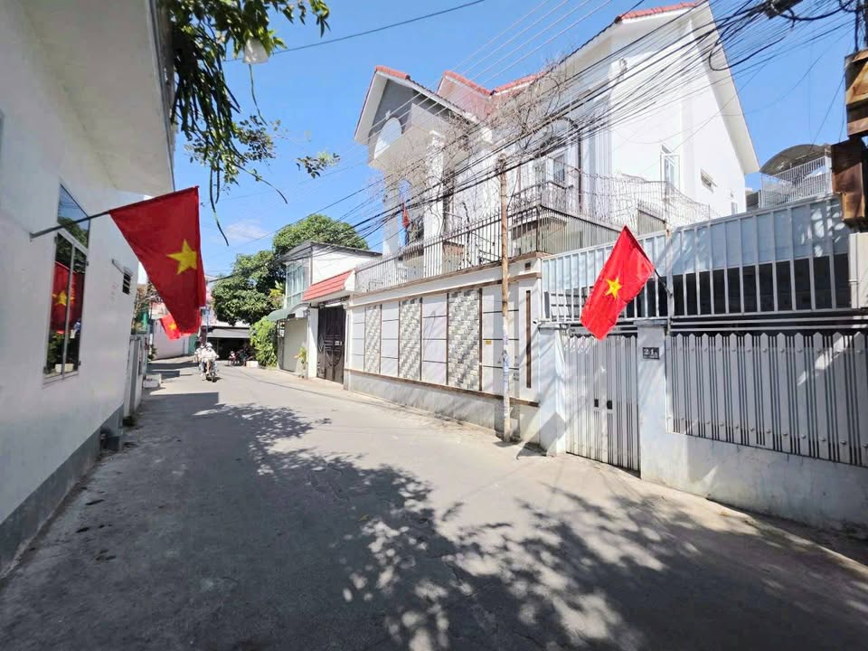 Bán Đất Tặng Nhà Hẻm Oto Vĩnh Phước, Nha Trang - 75.7m² - 5.5 Tỷ