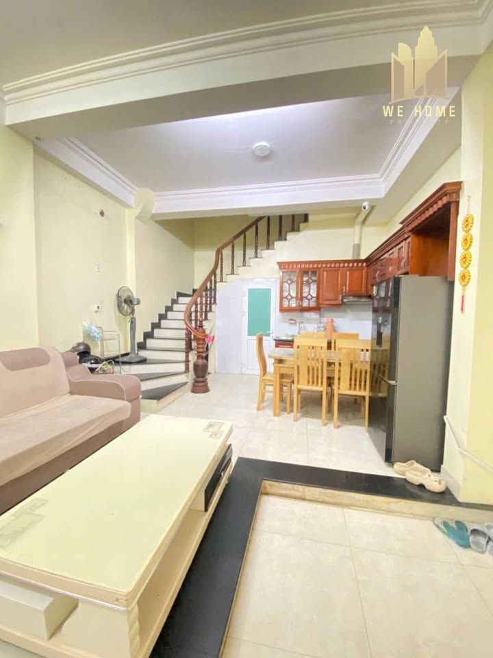 Nhà riêng Hoàng Văn Thụ 105m² - Sẵn sàng ở ngay, giá 6 triệu!