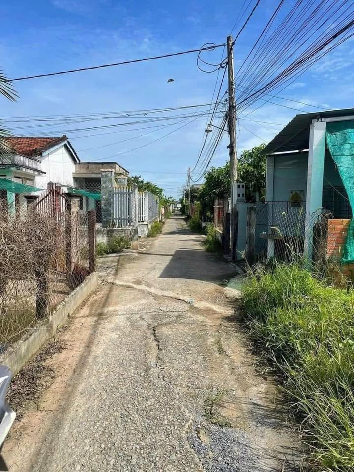 Đất Thổ Cư Tân Trụ 116m² - Giá 590 Triệu - Sổ Hồng Sẵn Sàng