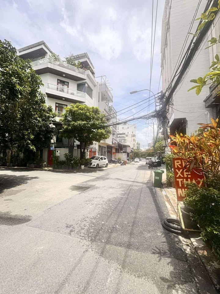 Nhà riêng Quận Bình Tân 54m² - Ô tô vào tận nhà, 9.2 tỷ