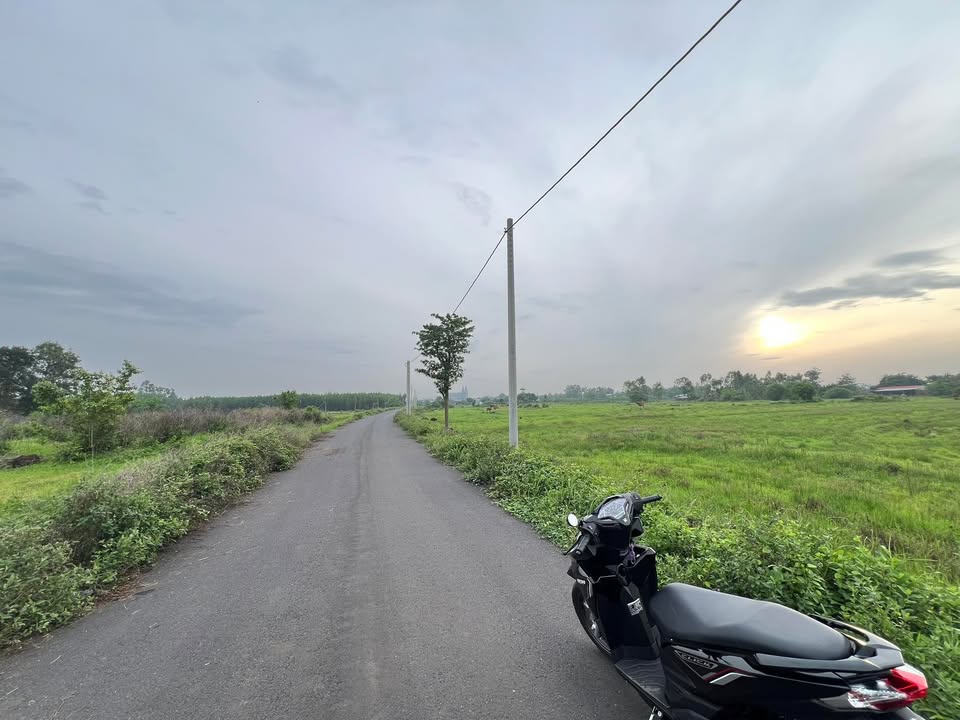 Đất nền Đá Bạc Châu Đức 200m² giá 600 triệu - Sổ đỏ chính chủ!