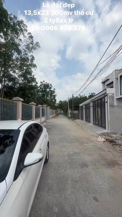 Đất Vàng Bến Cát 310m² - Sổ Đỏ, Mặt Tiền 13.5m - Giá 2.8 Tỷ