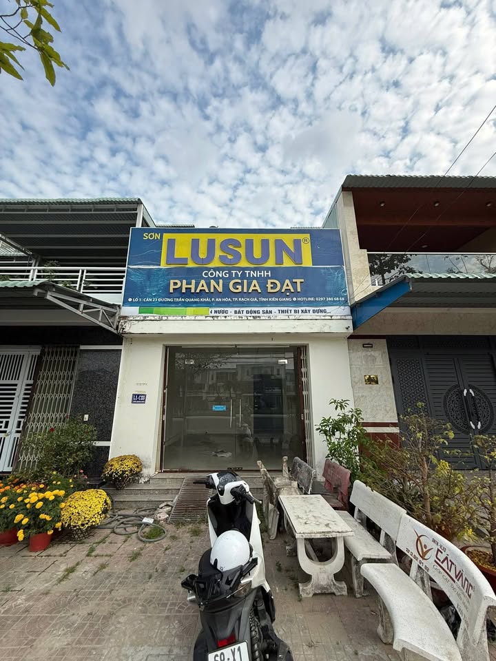 Nhà Mặt Tiền Trần Quang Khải, Rạch Giá 7 Triệu - Mặt Tiền Kinh Doanh