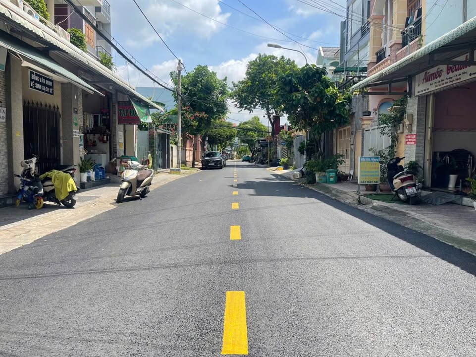 Nhà Mặt Tiền 185, TP. Thủ Đức - 107.3m², 3PN, Sổ Hồng