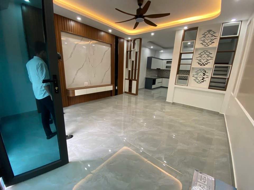 Nhà Đa Phúc Kiến Thụy 44m² 2.75 tỷ - Ô tô vào tận nhà!