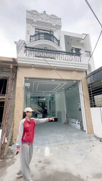 Nhà 3 tầng Lê Lợi Hải Phòng 77m² - Ngõ ô tô, full nội thất!