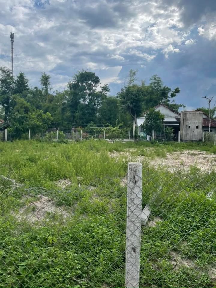 Đất nền Tam Thăng, Tam Kỳ 120m² - Sổ đỏ chính chủ, xây trọ ngay!