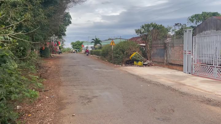 Đất nền 300m² mặt tiền Quang Trung, Chư Sê, Gia Lai - Sẵn sàng kinh doanh