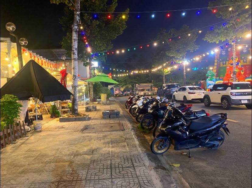 Mặt bằng kinh doanh Chợ đêm Bạch Đằng 20m² - Thích hợp KD ngay!