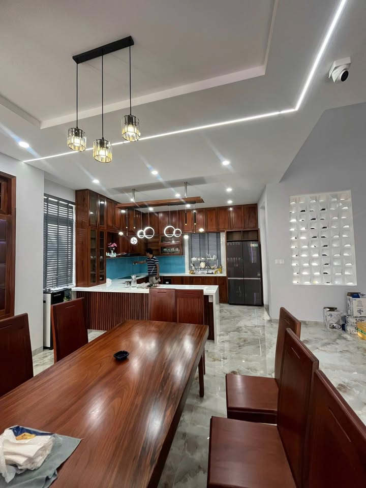 Biệt thự Nha Trang 300m² - Full nội thất cao cấp, sẵn sàng vào ở