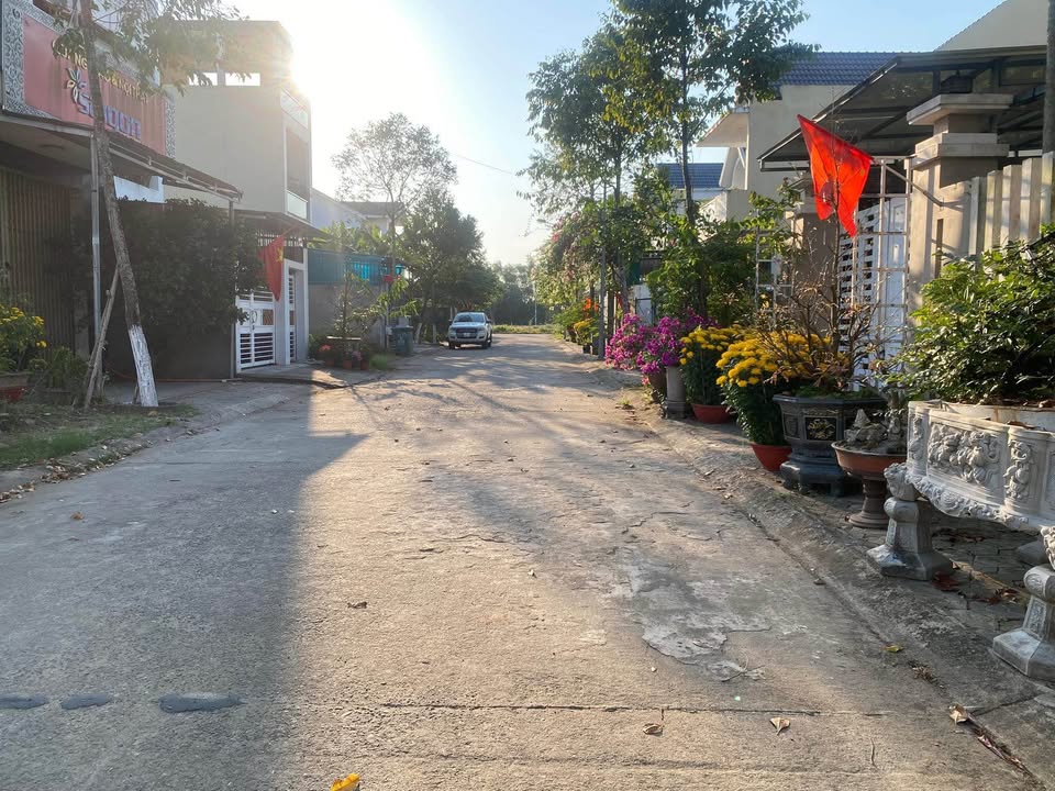 Đất nền 108.5m² hướng Bắc - Ngay Trường Quốc Tế Phan Đình Phùng, Quảng Ngãi