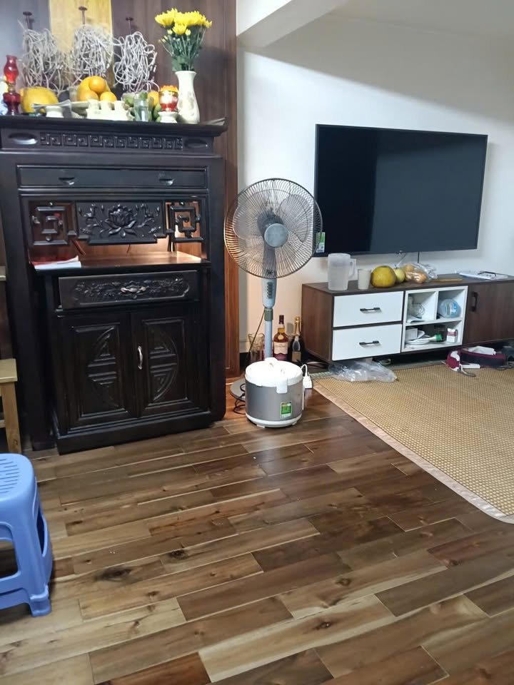 Nhà Mặt Chợ Lĩnh Nam 64m² 2 Tầng - Kinh Doanh Sầm Uất