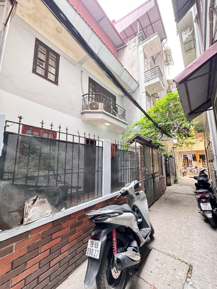 Nhà Riêng Tôn Thất Tùng Đống Đa 86m² – Sổ Đẹp Giao Dịch Ngay!