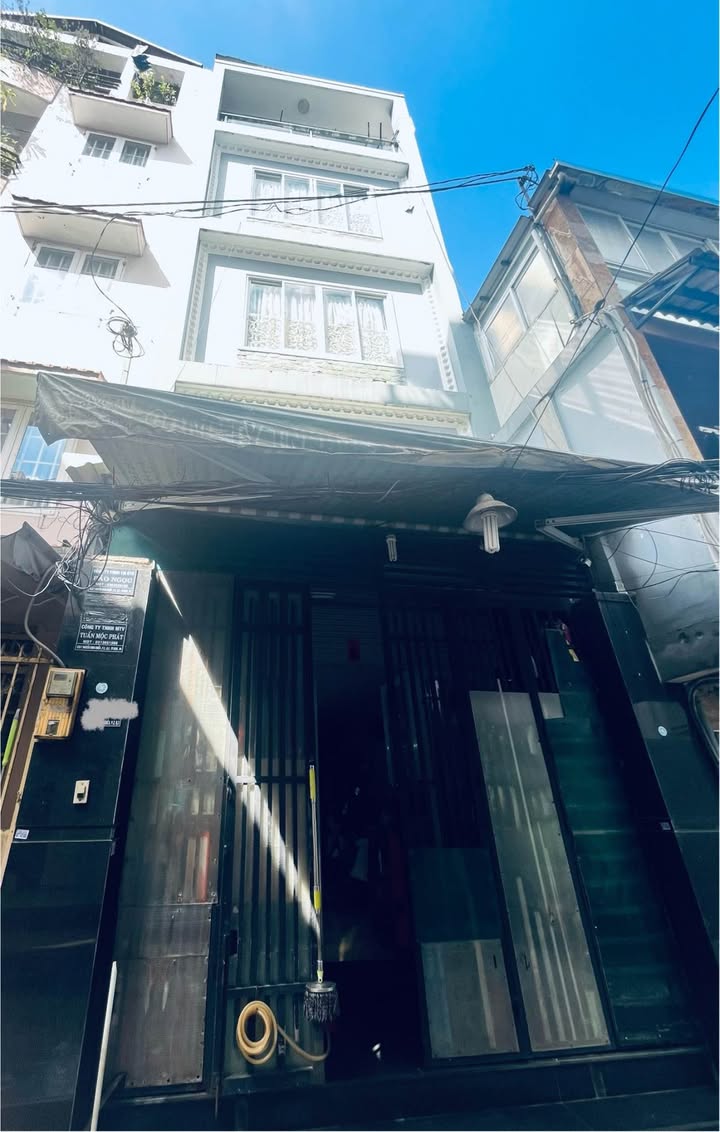 Bán nhà Quận 3 Nguyễn Đình Chiểu 40m² 12.5 tỷ - Ô tô vào tận nhà!