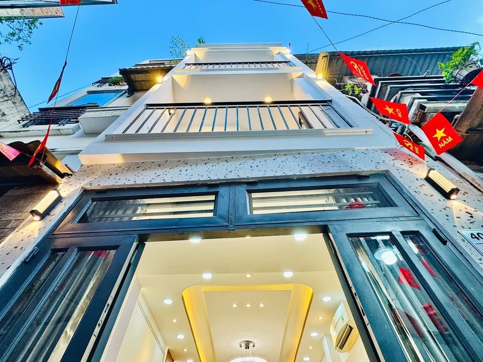 Nhà riêng Trần Khắc Chân, Phú Nhuận 30m² - Full nội thất, 6.75 tỷ