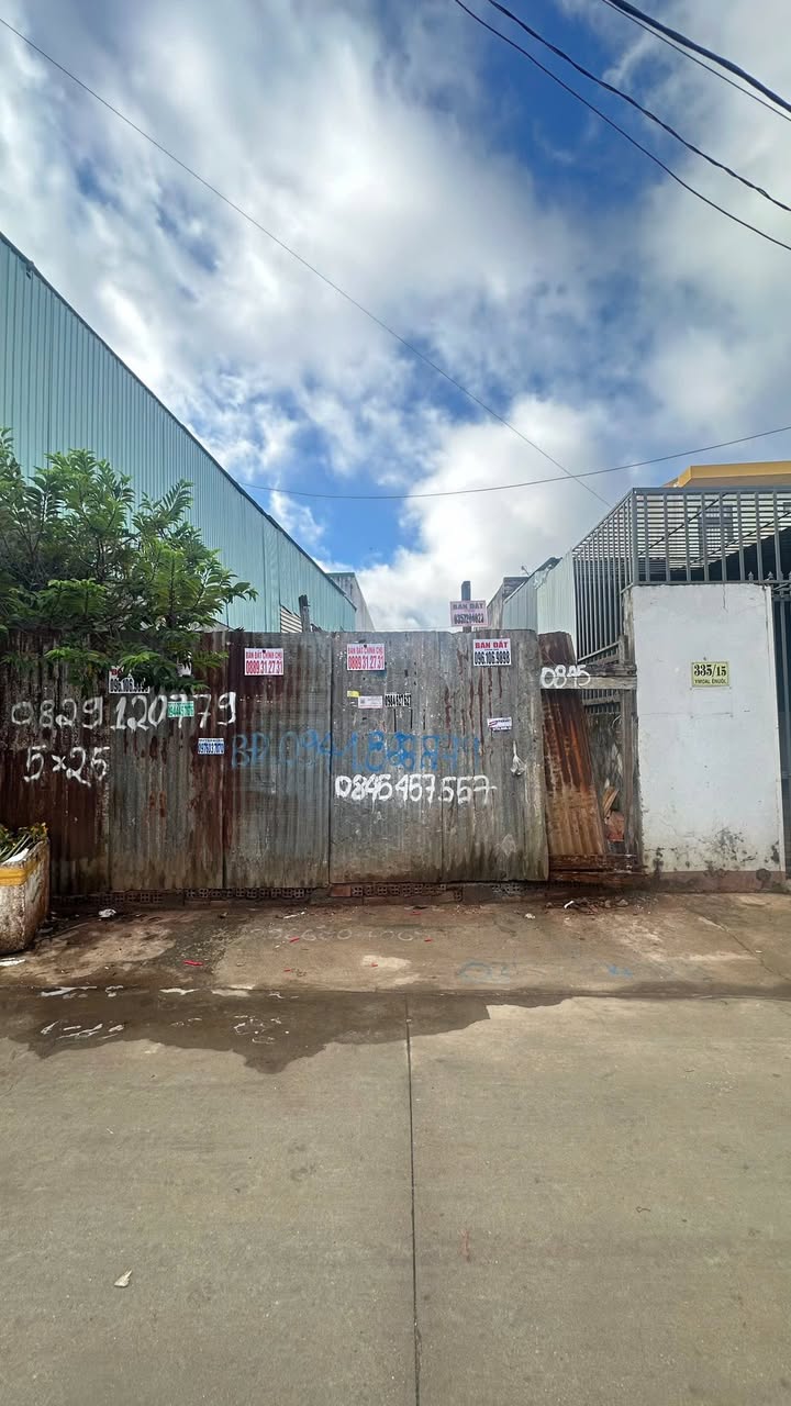 Đất thổ cư 300m² Hẻm Y Moan, Buôn Ma Thuột - Sổ hồng sẵn, ô tô tránh nhau