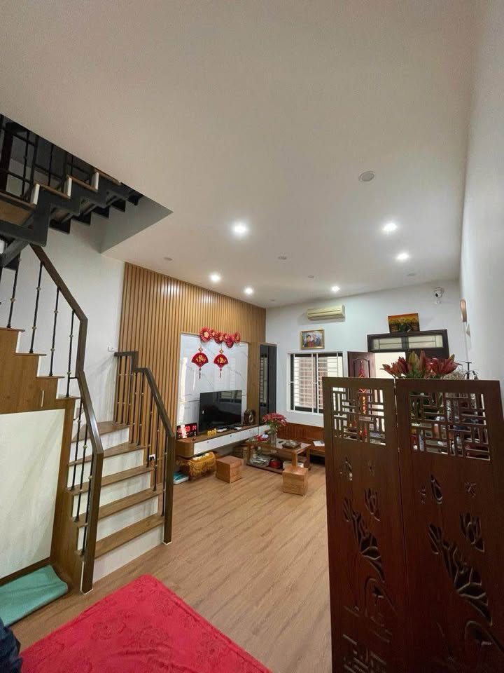 Nhà Riêng Phố Khâm Thiên, Đống Đa 68m² - Ô tô vào tận nhà!