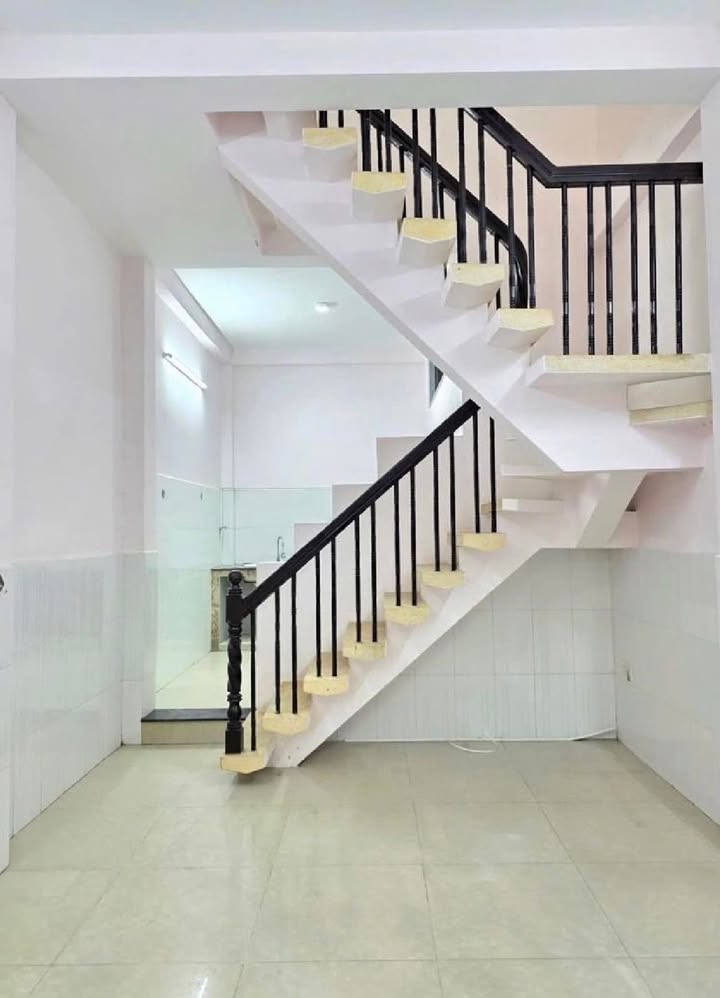 Nhà riêng Bàu Cát, Tân Bình 31m² nhỉnh 5 tỷ – Ô tô vào tận nhà!