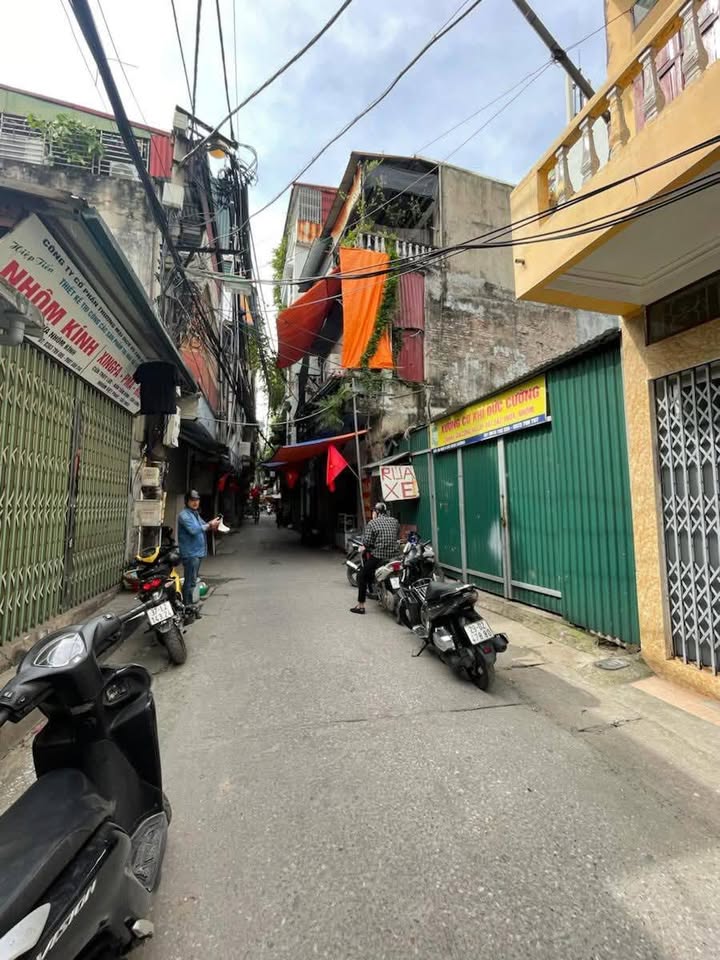 Nhà Phố Bùi Ngọc Dương, Hai Bà Trưng, 126m² – Mặt tiền kinh doanh