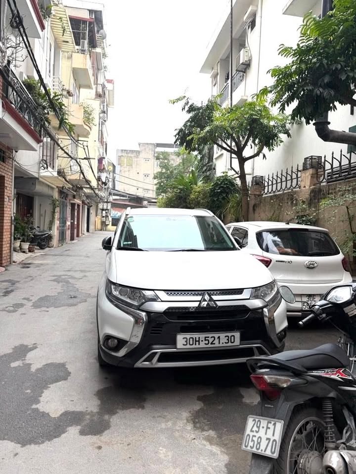 Đất nền Văn Cao 43m² - Ô tô vào tận nơi, vài bước ra Hồ Tây!