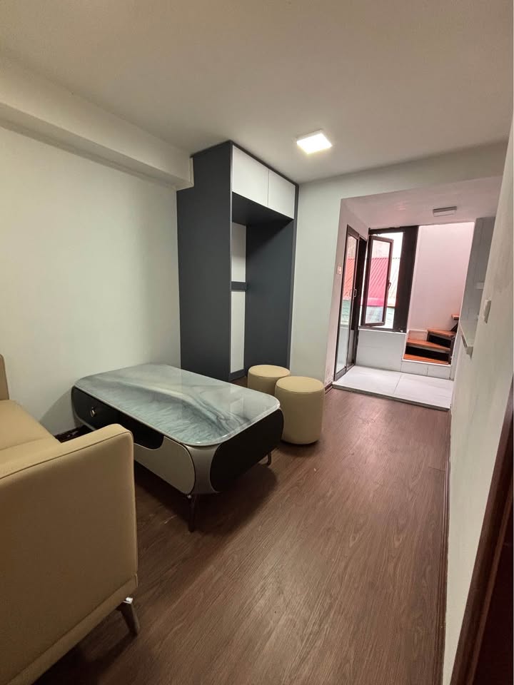 Nhà Mặt Ngõ Hoàn Kiếm 12m² - Kinh Doanh - Giá Tốt 6 Tỷ