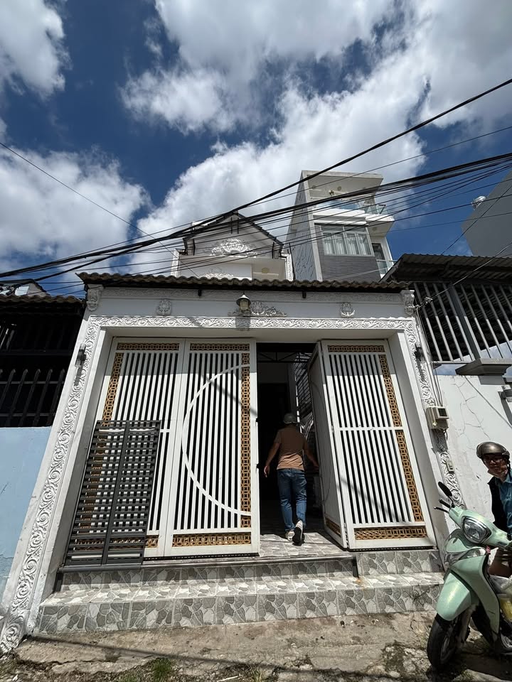 Nhà Hẻm 2250 Huỳnh Tấn Phát Nhà Bè 12 triệu/tháng - Ô tô vào tận nhà!