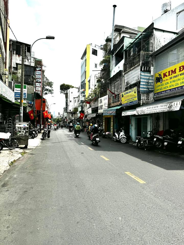 Nhà riêng Quận 10 55m² giá 13,8 tỷ - Vị trí đẹp kinh doanh!