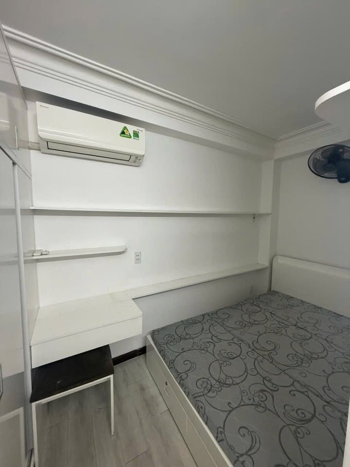 Nhà Lê Văn Sỹ, Q3 30m² 5 tầng - Giá tốt hiếm có!