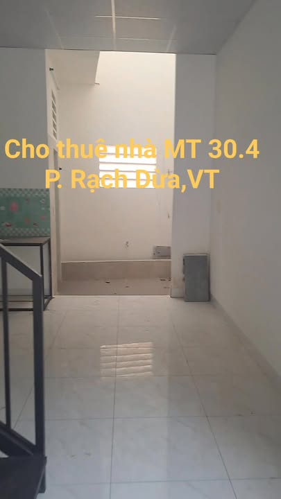 Nhà mặt tiền Rạch Dừa 230m² 13.5 triệu - Kinh doanh sầm uất