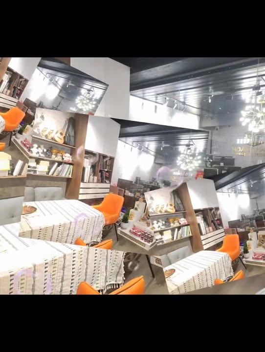 Nhà Mặt Tiền Kinh Doanh Q.4 - Đoàn Văn Bơ 72m² - 8.5 Tỷ