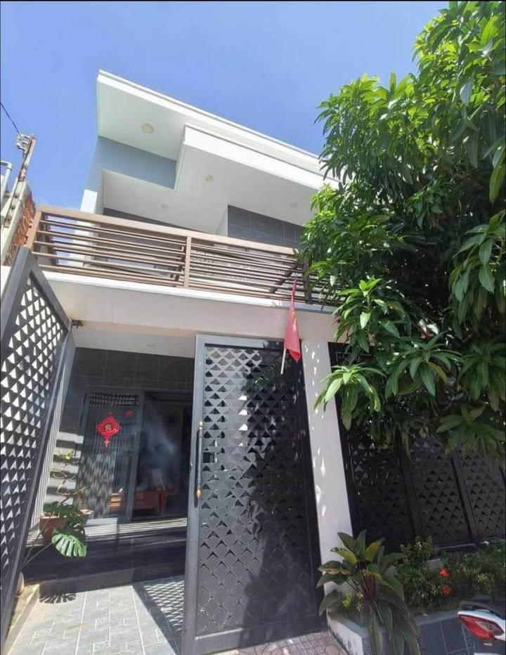 Nhà 2 Lầu 75m² Mặt Tiền Phan Thiết - Giá 3.2 Tỷ
