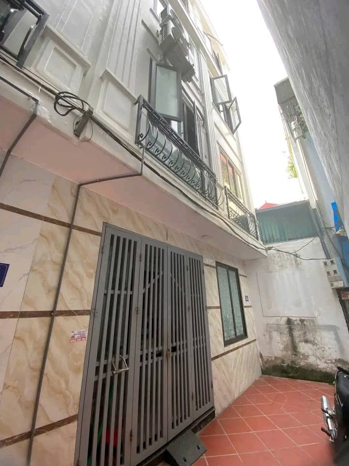 Nhà Riêng Yên Nghĩa 35m² - Sẵn Sàng Ở Ngay, Giá 12 Triệu!