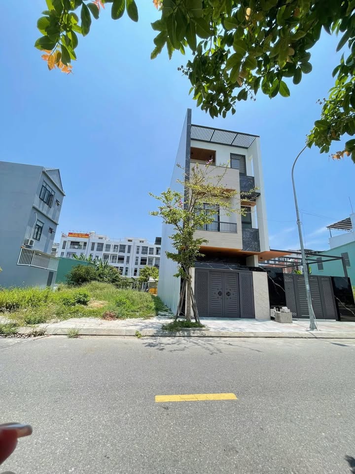 Bán đất Khu E Đà Nẵng 100m² Hướng Đông Nam - Giá tốt nhất!