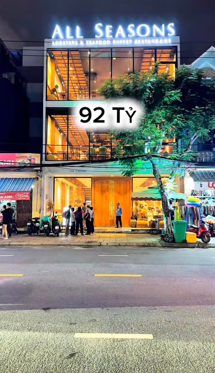 Cho thuê mặt tiền Nguyễn Văn Thoại 196m² - Vị trí đắc địa sát biển