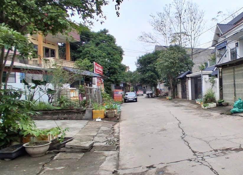 Nhà 2 tầng Phù Ninh 90m² - Ô tô vào tận nhà, kinh doanh đỉnh!