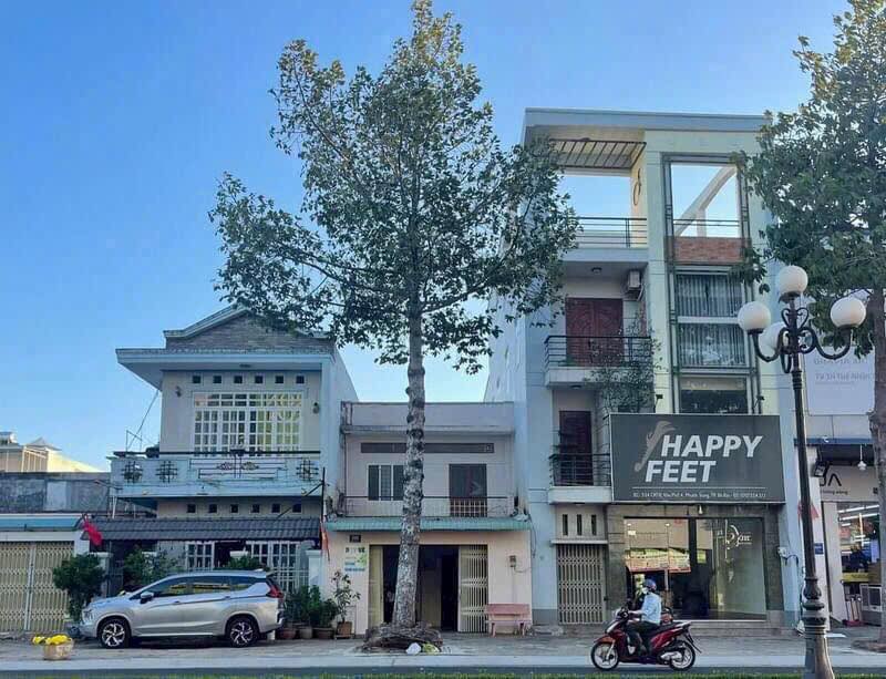 Nhà Phố Mặt Tiền CMT8 Bà Rịa 161.9m² - Kinh doanh sầm uất!