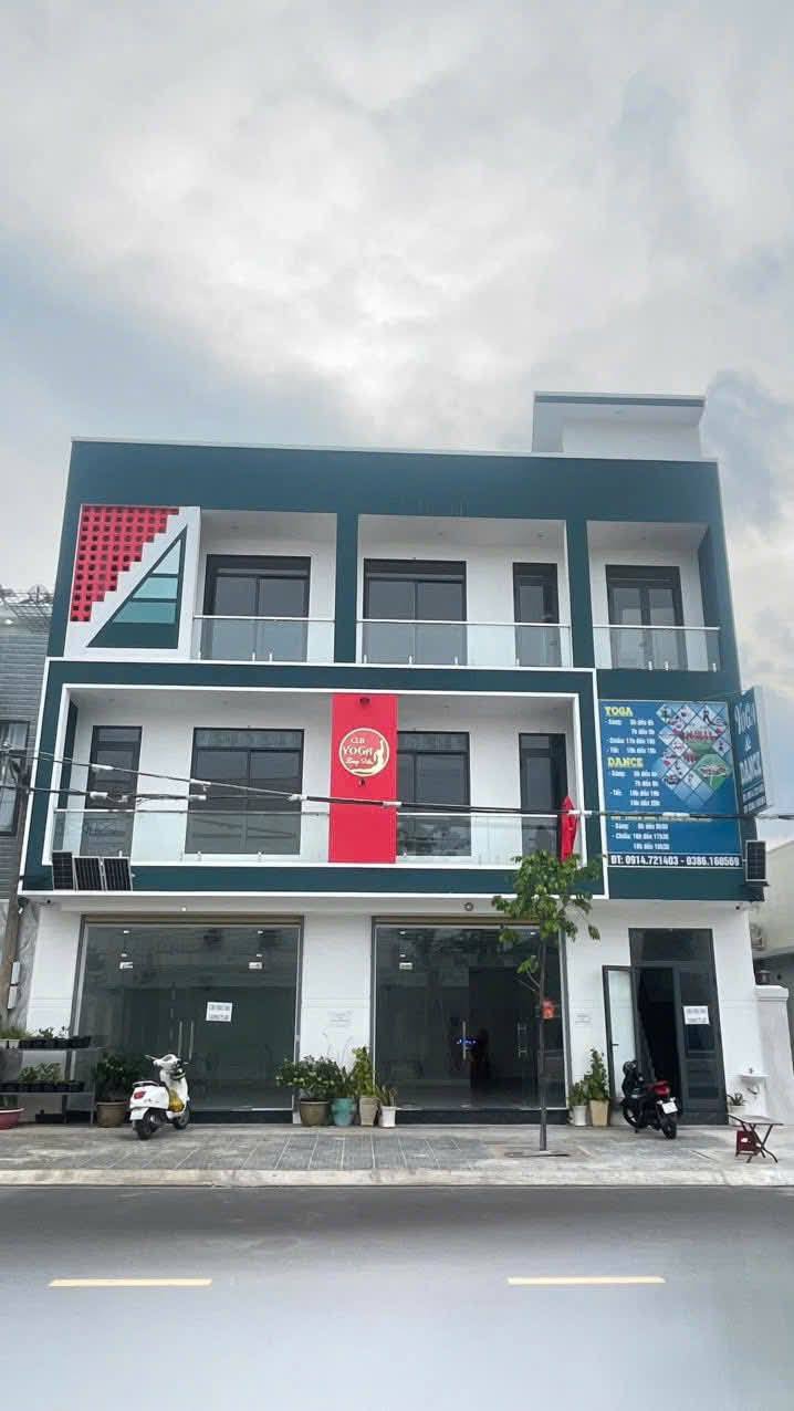 Nhà Mặt Tiền Kinh Doanh TT Long Điền - 165m² - 20 Triệu/Tháng