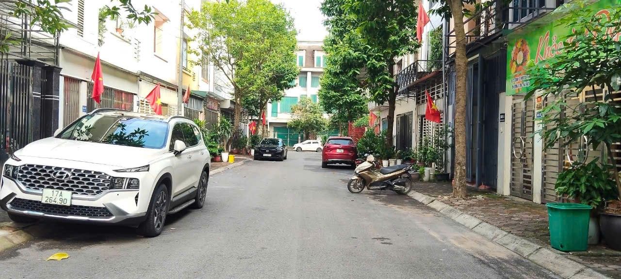 Nhà Phân Lô Hacom Duyên Thái 102m² - Sổ hồng sẵn, giá tốt hiếm có!