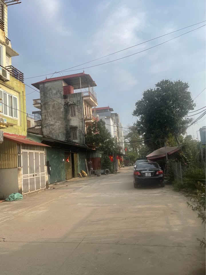 Đất nền Tân Phong Bắc Từ Liêm 200m² - Lô góc 3 thoáng, sổ đỏ chính chủ!